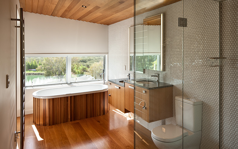 timber detailing bathroom