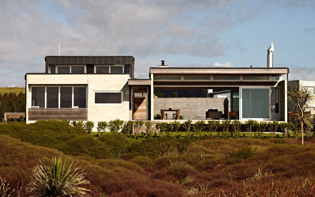 OMAHA BEACH HOUSE / Omaha Crosson Architects