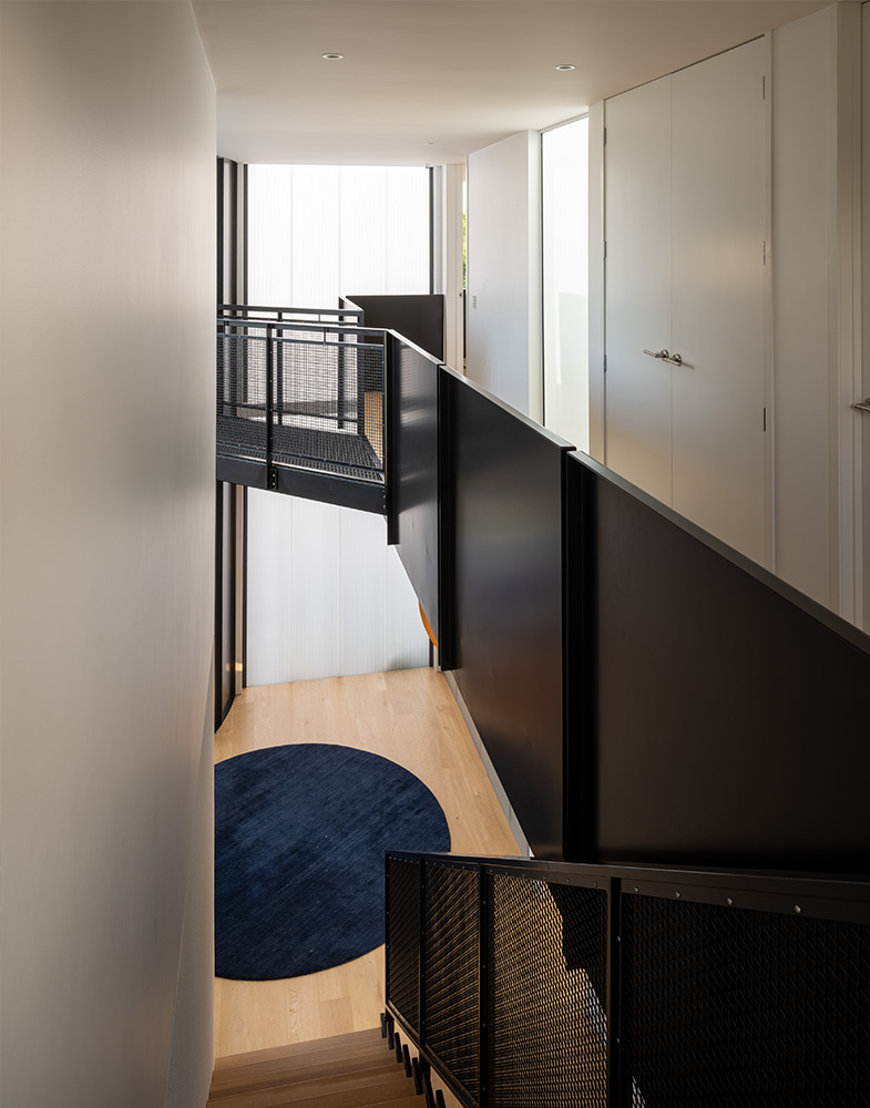 Portrait-interior-3