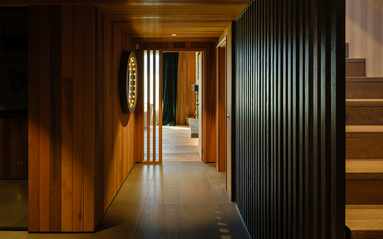 Small-Landscape_Lake-Hayes_interior-entry