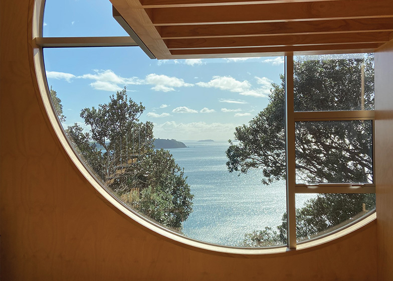 ONETANGI / Waiheke Island